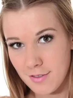 Alexis Crystal